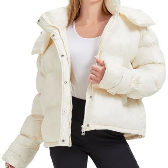 charm Miles Jackets & Blazers - Charm Miles Women's Cream Puffer Jacket NWT